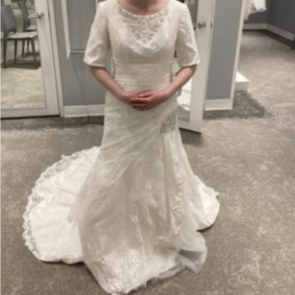 Wedding dress - Picture 6 of 6